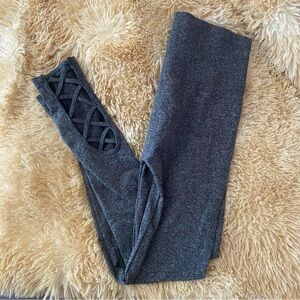 Zenana Outfitters Leggings with strappy sides size S/M